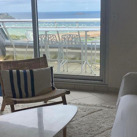 Heol - Appartement 2 Chambres - Vue Mer Et Parking Dinard Exteriör bild