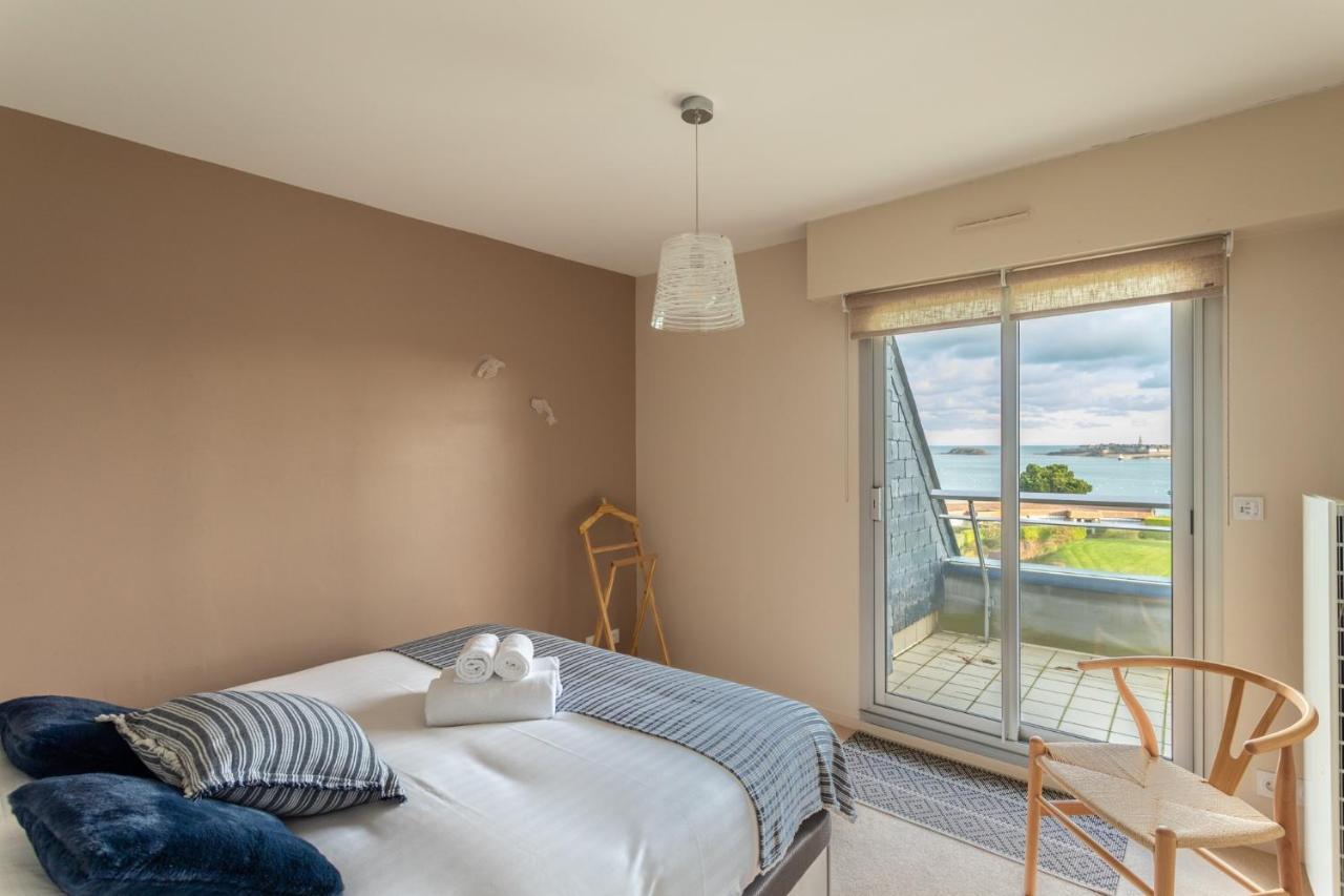 Heol - Appartement 2 Chambres - Vue Mer Et Parking Dinard Exteriör bild